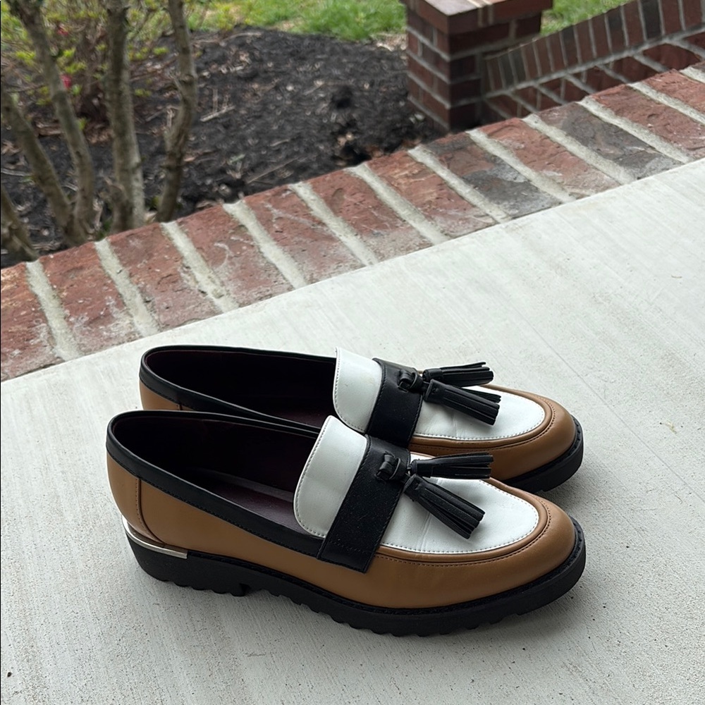 Franco Sarto Brown and White Loafers with Tassels - Sz 10 (runs big) - Like New